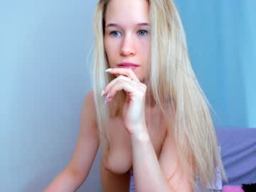 Nude cam girl yana_squrel_22 image #90279
