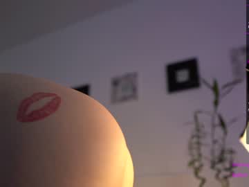 Nude cam girl kronniekray image #1799579
