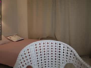 Nude cam girl _guesswhat_ image #1119258