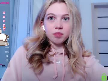 Nude cam girl small_blondee image #3665628