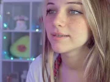 Nude cam girl mia_milagros image #1598073