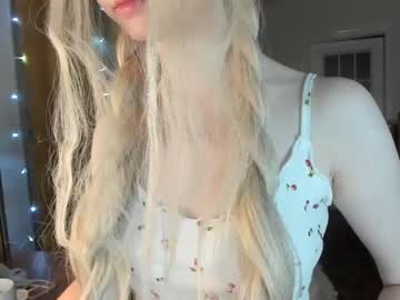 Nude cam girl virgiin_lily image #640861