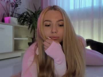 Nude cam girl meryfoxxx image #3832164