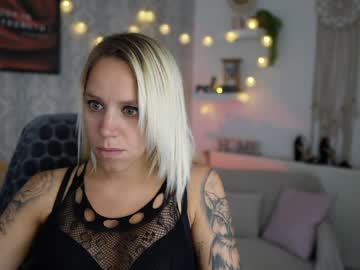 Nude cam girl cherry__blond image #5125643