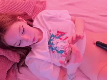 Nude cam girl lill_alice image #2185282