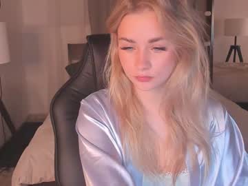 Nude cam girl adorieyes image #775354