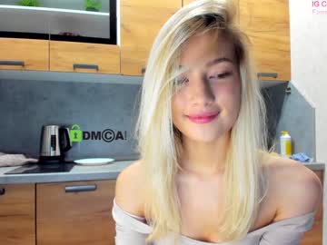 Nude cam girl crazzy_cherry image #4634627