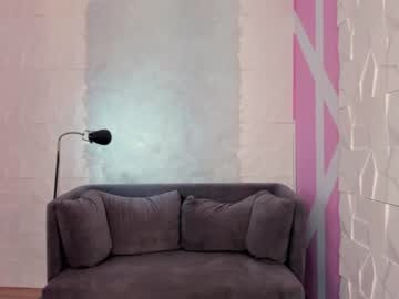 Nude cam girl jenny_ames image #2490177
