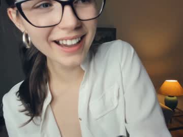 Nude cam girl look_my_passion image #5797285