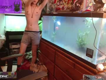 Nude cam girl beetlegurl image #5863319