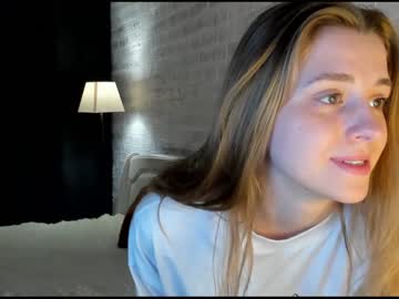 Nude cam girl sophie_crashh image #4383665