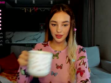 Nude cam girl angella_kleee image #1851127