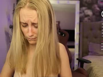 Nude cam girl angeellina image #2751410