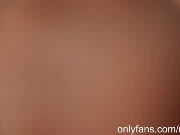 Nude cam girl naughtysammx image #6637422