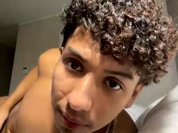 trulychris12 nude girls camming