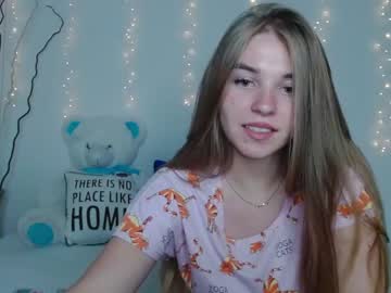Nude cam girl little__cherrry image #2486931