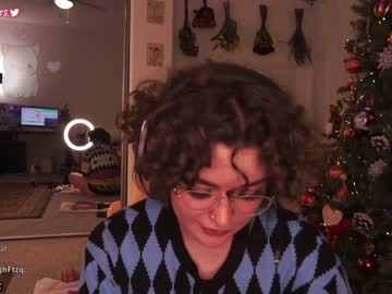 Nude cam girl evelynpiers image #3300113