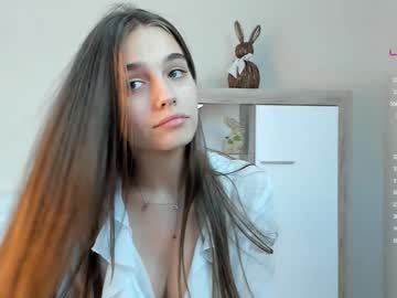 whitneyfarro nude girls camming