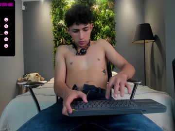Nude cam man nicky_vances1 image #2679252