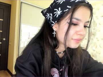 Nude cam girl akino_17 image #330774