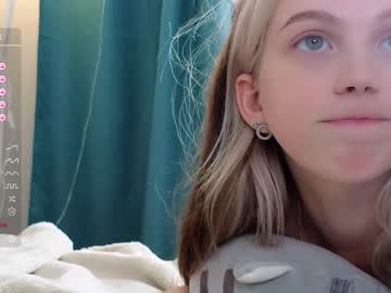 Nude cam girl small_blondee image #5169283