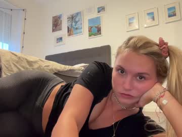 Nude cam girl sarahsapling image #5335749