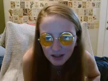 Nude cam girl roseburn image #6178162