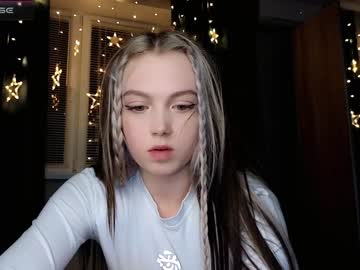 Nude cam girl small_blondee image #5690396