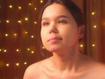 Nude cam girl helenmoors image #4648624