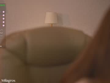 Nude cam girl mia_milagros image #4400037