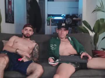 Nude cam man fratguysonline image #2504014