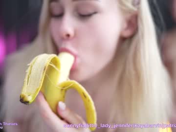 Nude cam girl safinna image #1555248