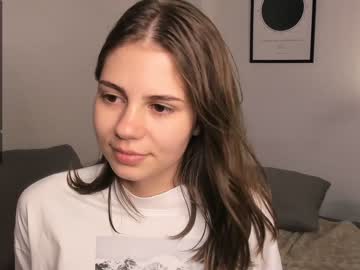 Nude cam girl junebragga image #2145784