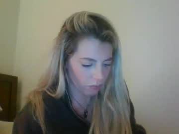 Nude cam girl miichx00o image #7011476