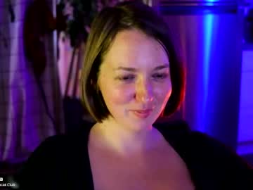 Nude cam girl maeveminx image #4113327