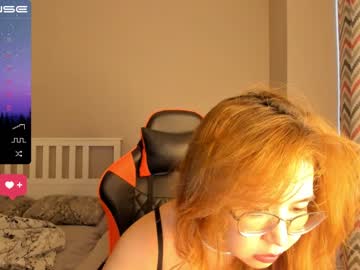 Nude cam girl mei_tin image #4515277