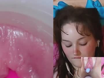 Nude cam girl adulting image #587420