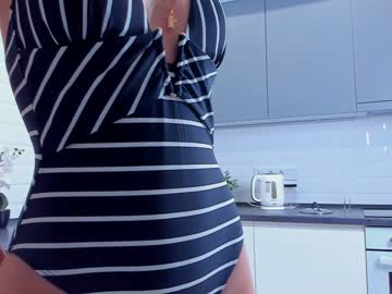 Nude cam girl janecoxa image #5716076
