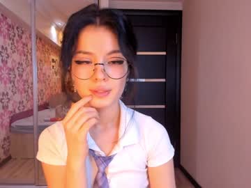 Nude cam girl akino_17 image #1421542