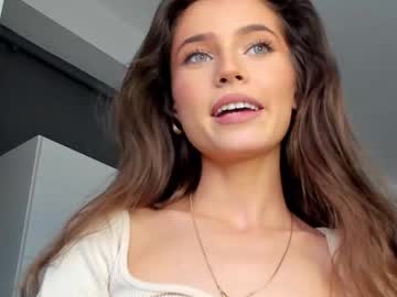 Nude cam girl isia_slay image #3309670