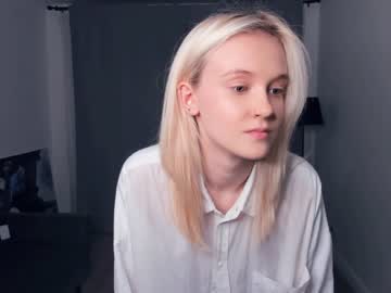 Nude cam girl lili_summer image #5616241