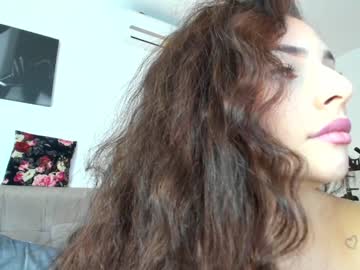 Nude cam girl 9harlotte99 image #3264139