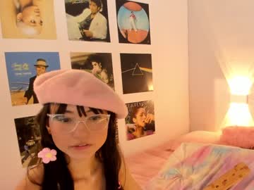 Nude cam girl little_effy18 image #4570786