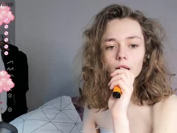 Nude cam girl mxxnsxsul image #2311427