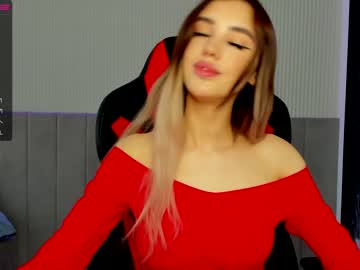 Nude cam girl angella_kleee image #1949652