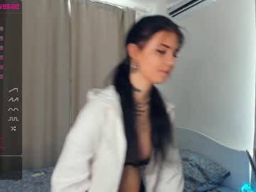 Nude cam girl elfas_cute image #4752738