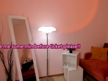 Nude cam girl lottie_shine image #2872422