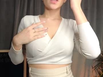 Nude cam girl hey_ailin image #6091345