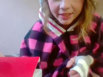 Nude cam girl littlelabrat image #6327077