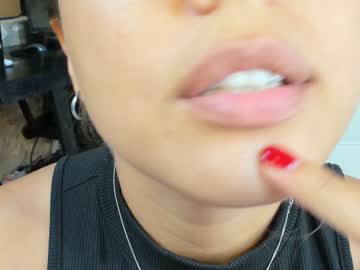Nude cam girl daily_stories image #4817204